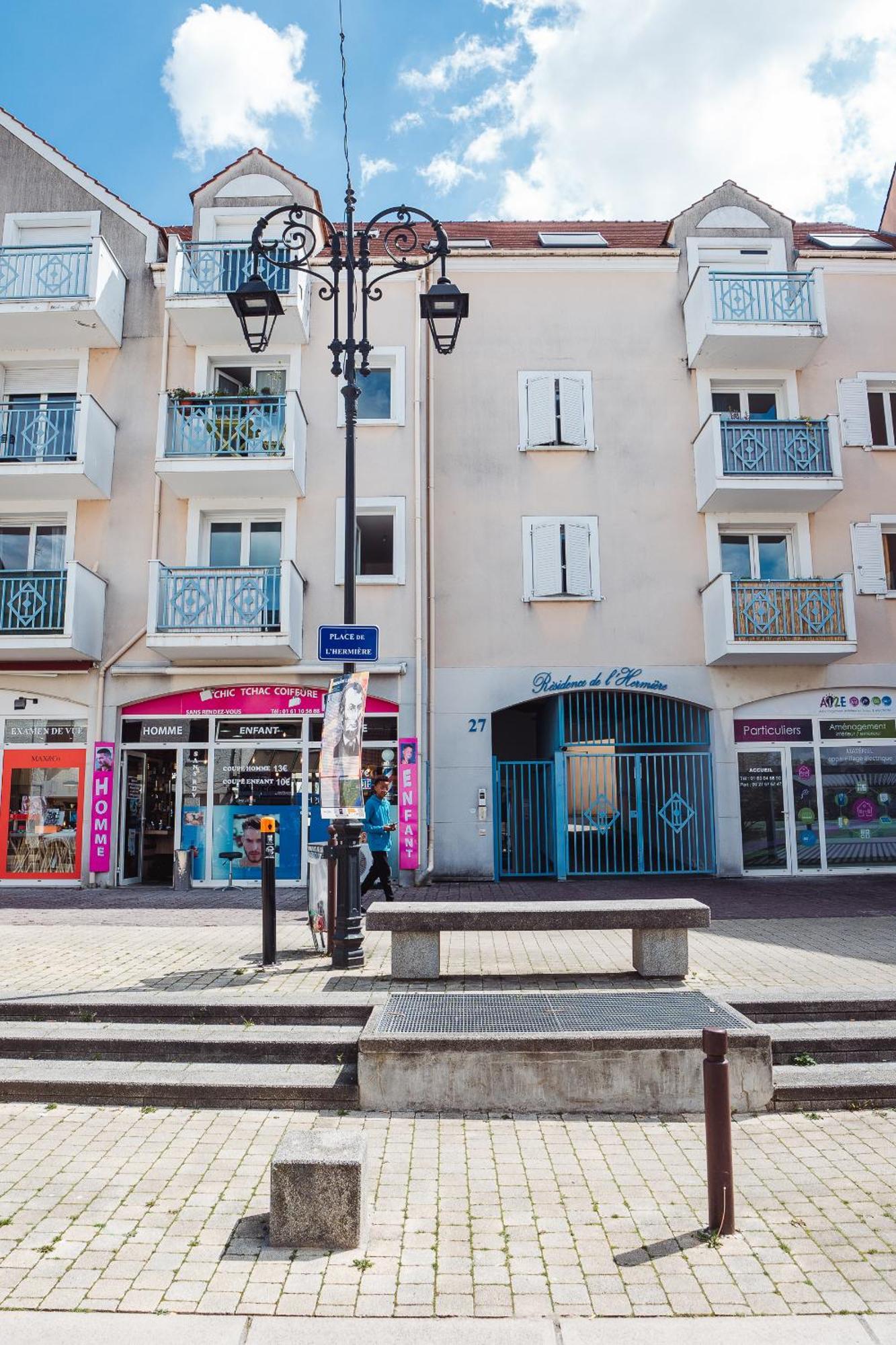 Cosy Studio Entre Paris Et Disneyland Paris Appartement Esbly Buitenkant foto
