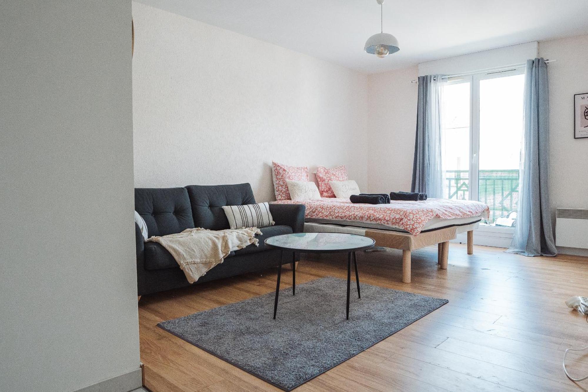 Cosy Studio Entre Paris Et Disneyland Paris Appartement Esbly Buitenkant foto