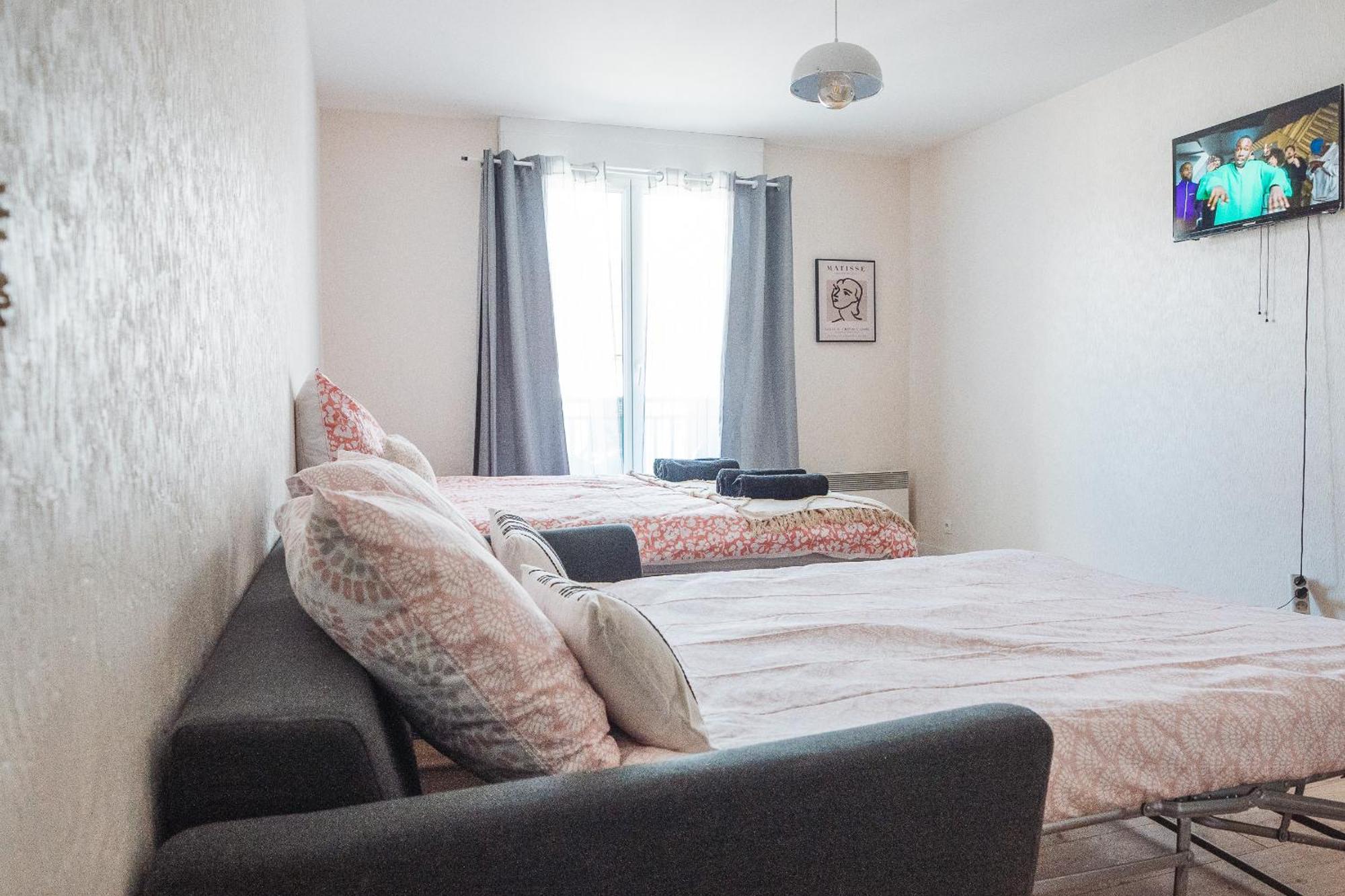 Cosy Studio Entre Paris Et Disneyland Paris Appartement Esbly Buitenkant foto